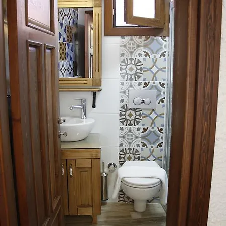 Rum i privatbostad Teos Butik Siğacık
