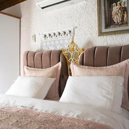 Teos Butik Habitación en casa particular